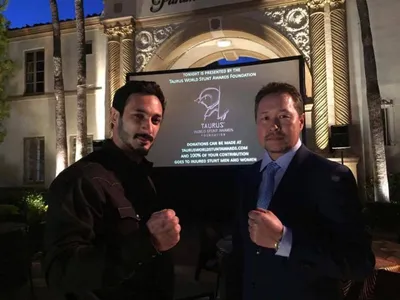 Sain Fərhad "Nomad Stunts" Beynəlxalq Kaskdyorlar Kompaniyasının rəhbəri Caydarbek Kunqujinov ilə Hollivudun Paramount studiyasında